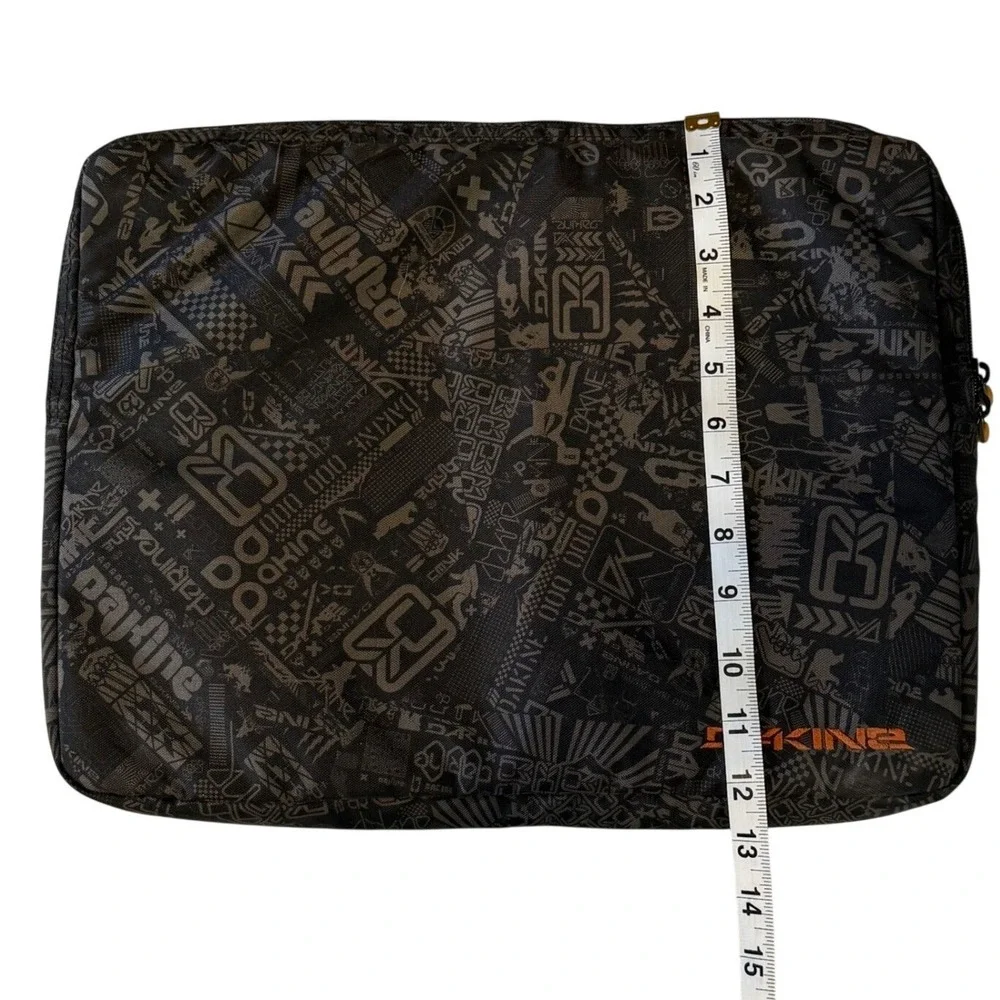 Dakine‎ Laptop Sleeve 15 Inch Black Grey Padded Case Orange Lining Protective